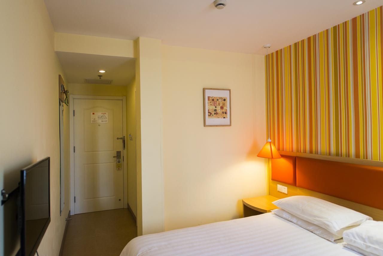 Home Inn Tianjin Weijin Road Tianjin University Exterior photo